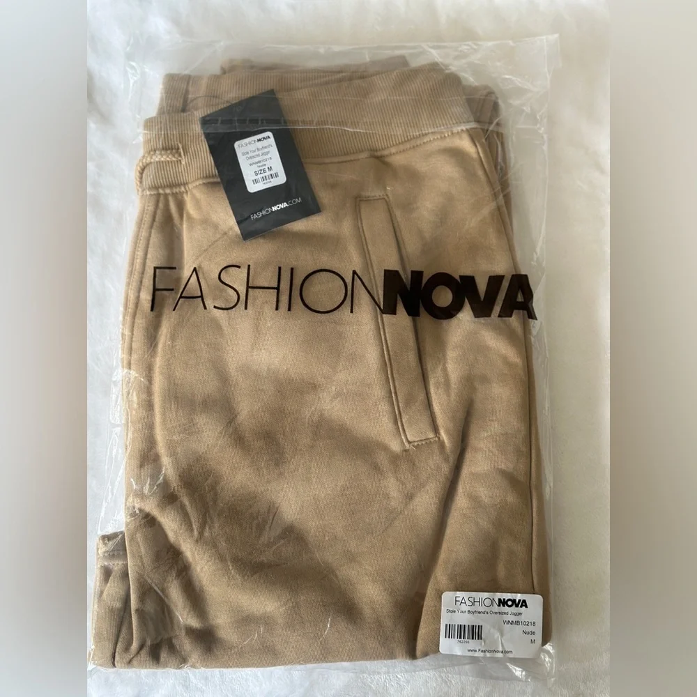 Joggers. Jogger pants - Picture 5 of 5